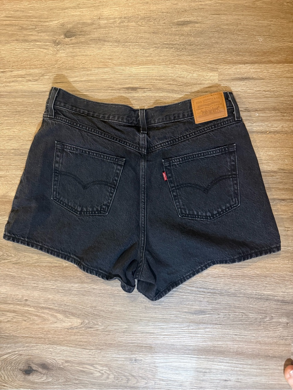 Levi’s 80s Mom Short